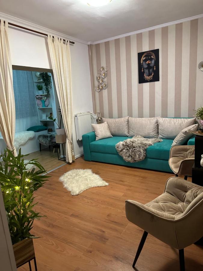 Apartment Ultracentral Studio Cherry Piata Amzei Bucharest